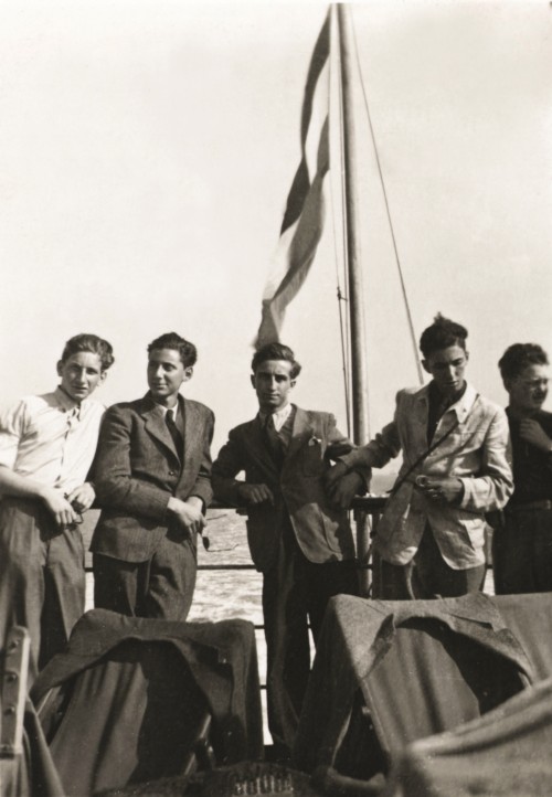 Henry Lippmann (second from left) on board the Dutch ferry 'Queen Emma', crossing from the Hook of Holland to Harwich, England, 1939. ANMM Collection ANMS0219[004], gift from Henry Lippmann